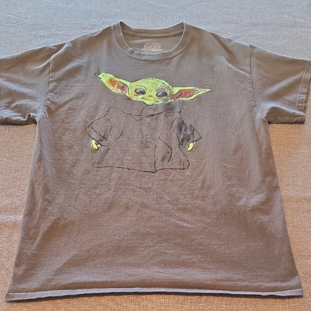 MAD Engine STAR WARS  Charcoal T-Shirt with Green Yoda Character Design